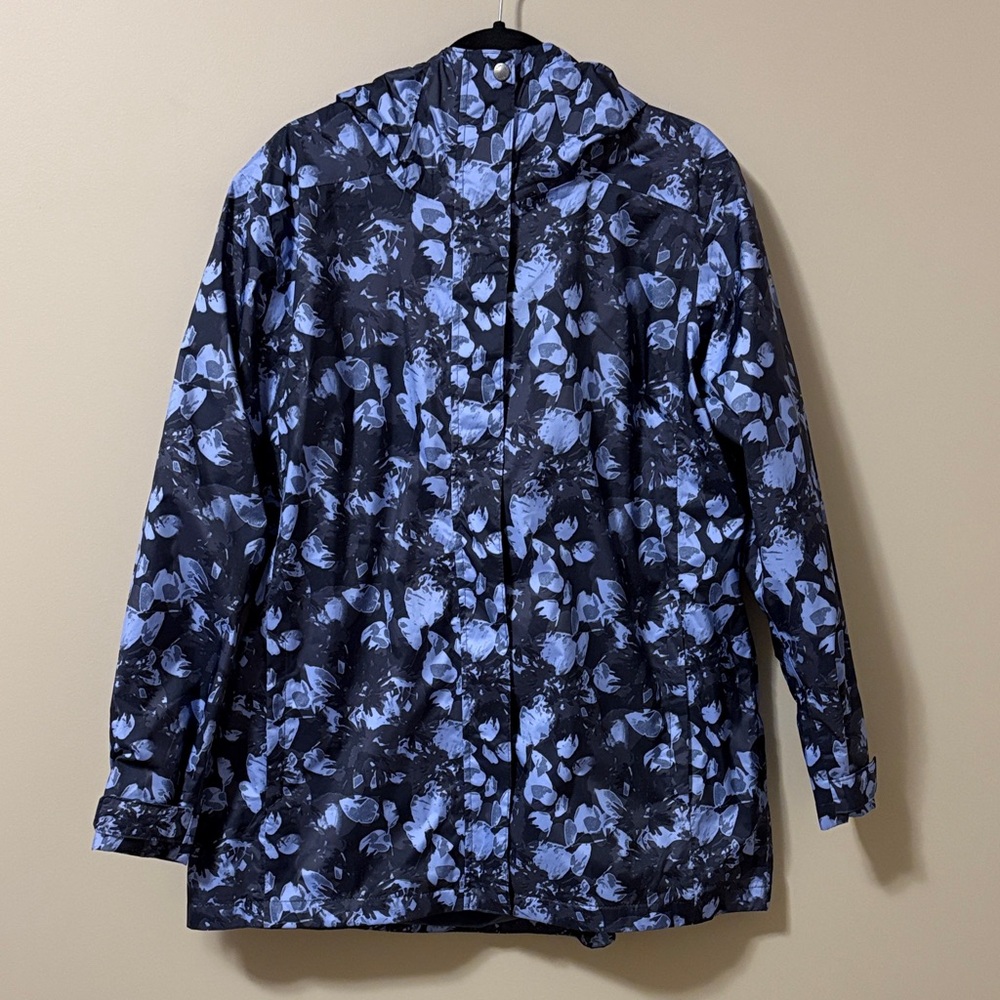 Columbia Navy and Blue Rain Jacket